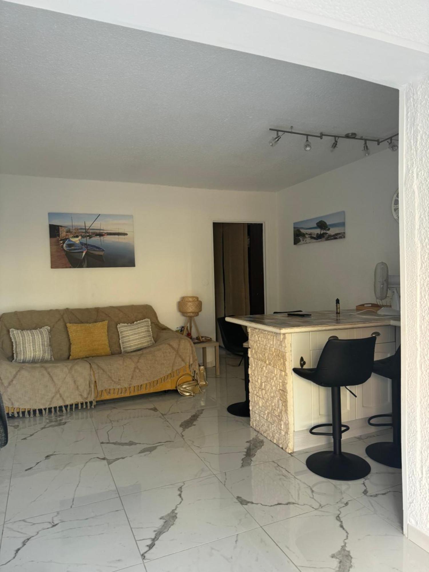 Grand Studio Cabine Proche Plage Et Port グリュイッサン エクステリア 写真